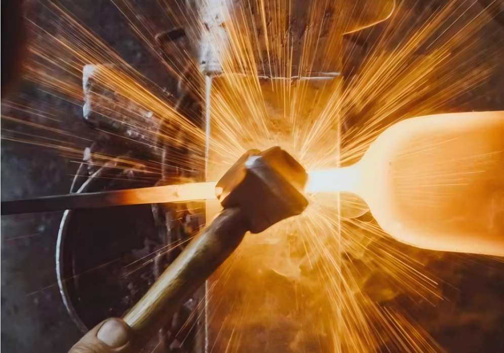 hot forging and hand forging
