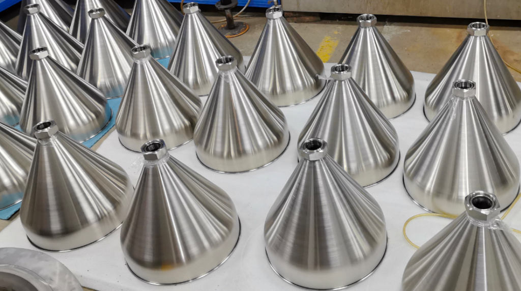 Dinnovation stainless steel funnel metal spinning and polishing effect Dinnovation stainless steel funnel metal spinning and polishing effect