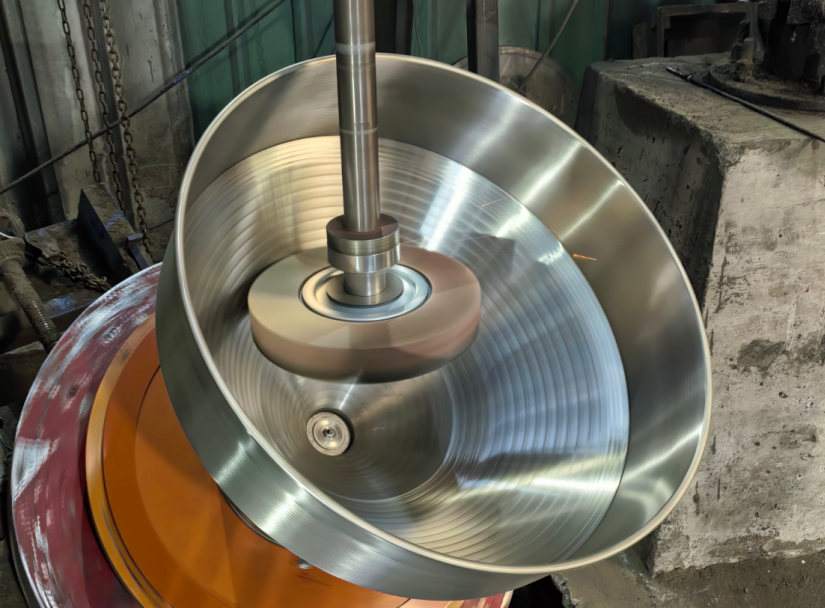 Dinnovation metal spinning,interior surface polishing machine of the stainless steel funnel Dinnovation metal spinning,interior surface polishing machine of the stainless steel funnel