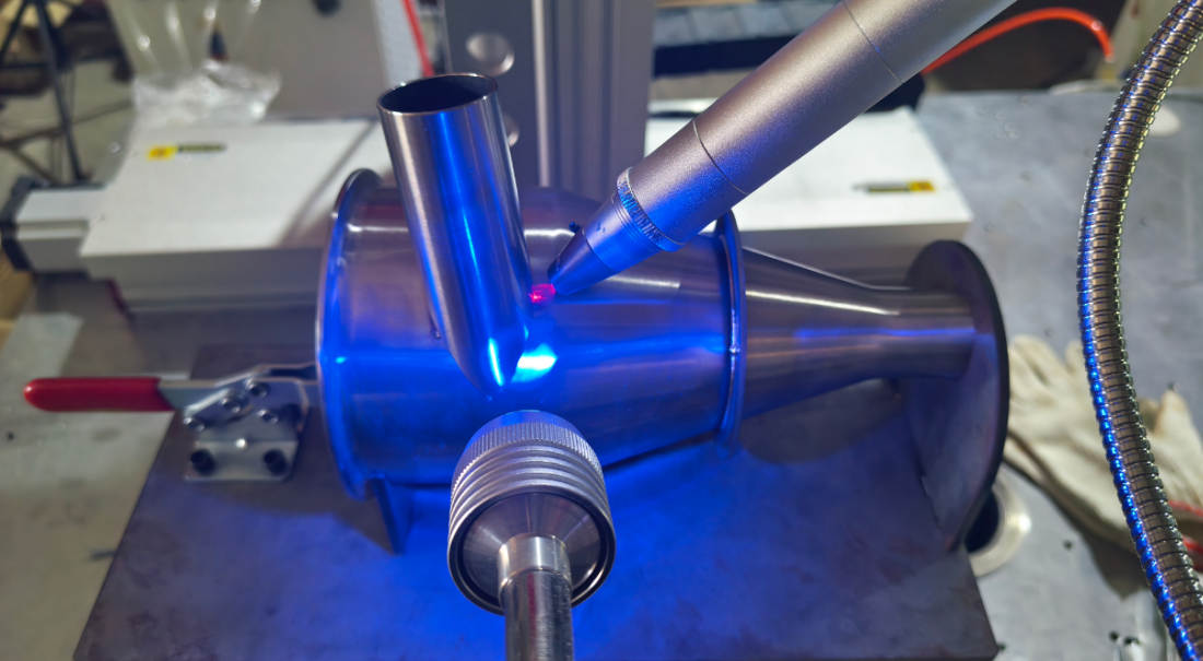 dinnovation  5 axis laser welding to weld stainless steel funnel