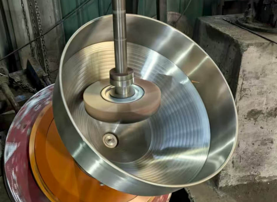 Dinnovation  stainless steel funnel polishing machine