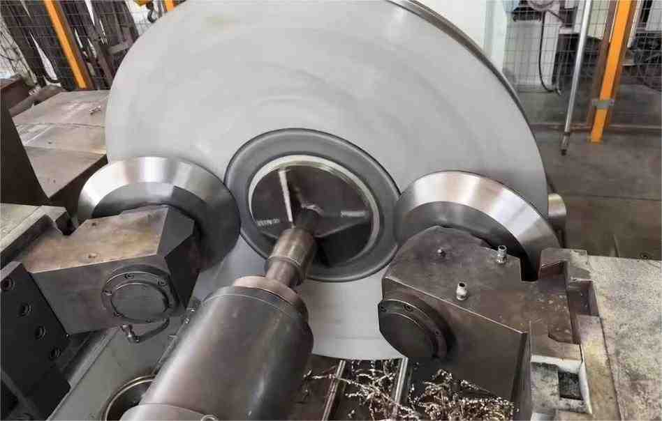Hand spinning vs CNC spinning